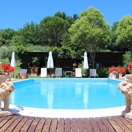 Poggio Paradiso Apartments Mengara Eksteriør bilde
