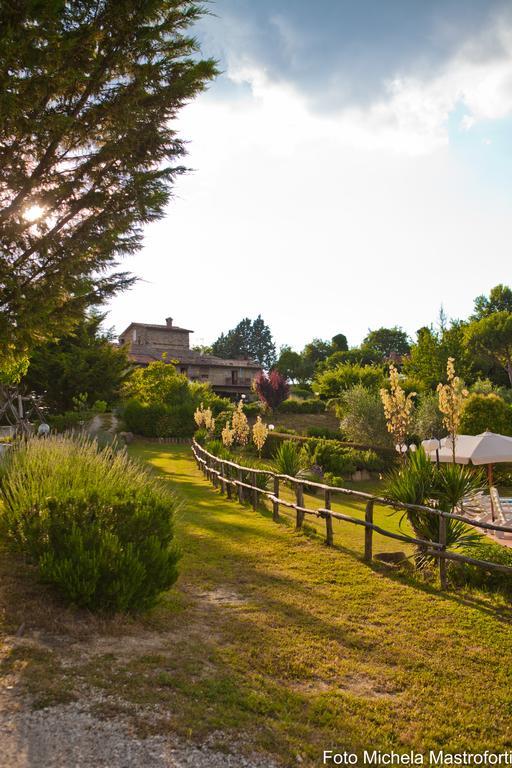Poggio Paradiso Apartments Mengara Eksteriør bilde
