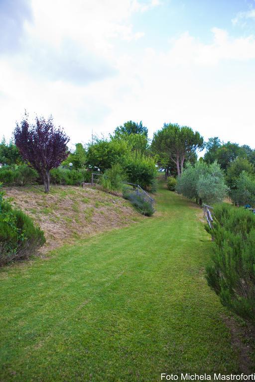 Poggio Paradiso Apartments Mengara Eksteriør bilde